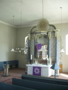 Altar in der Kirche zu Merz